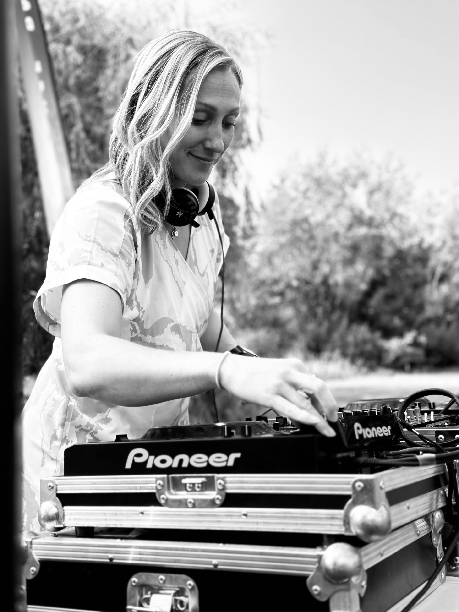 Josefine Goodwin är DJ i Linköping